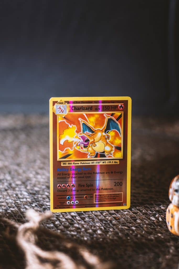 carte Pokémon Dracaufeu